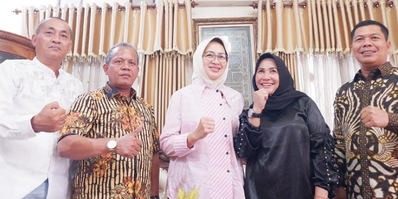 Bakal calon gubernur Banten Airin Rachmi Diany mendapat dukungan dari tokoh Serang Barat/Ist