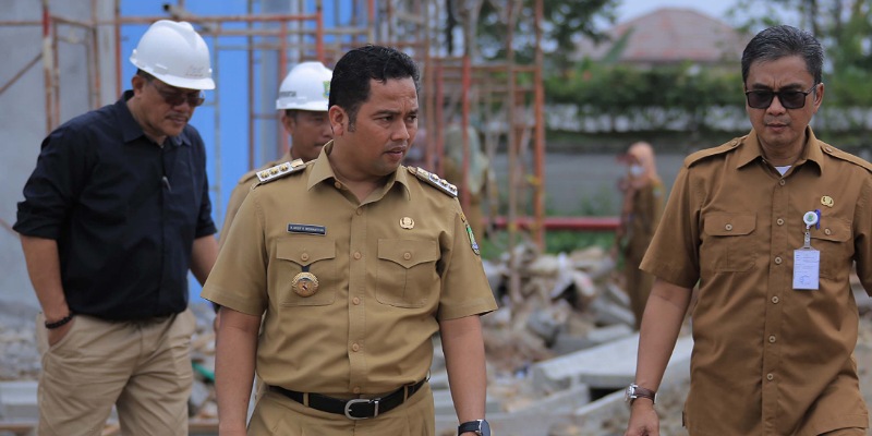 Walikota Tangerang Arief Wismansyah saat meninjau percepatan pembangunan venue Porprov/Dok