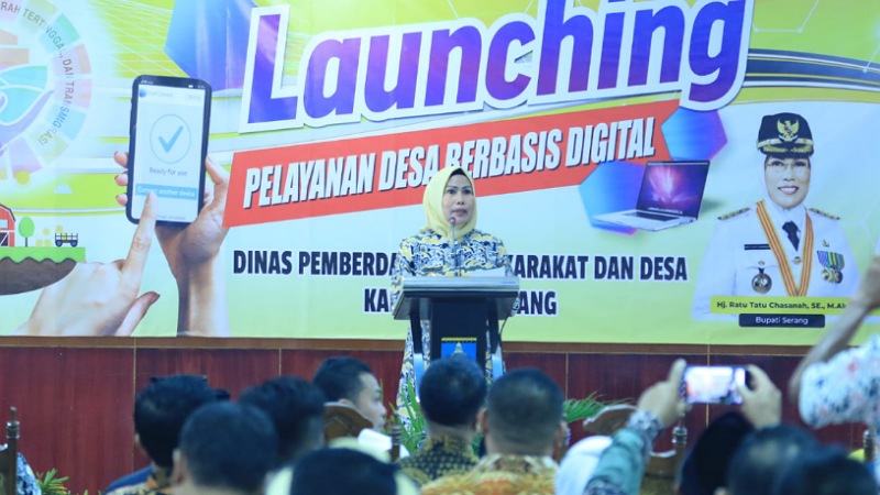 Bupati Serang Ratu Tatu Chasanah melakukan launching Pelayanan Desa Berbasis Digital/Ist
