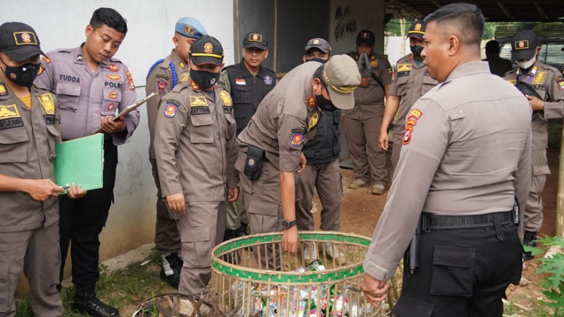 Penindakan PKL di lingkup Puspemkab Tangerang yang melanggar Perda/Repro