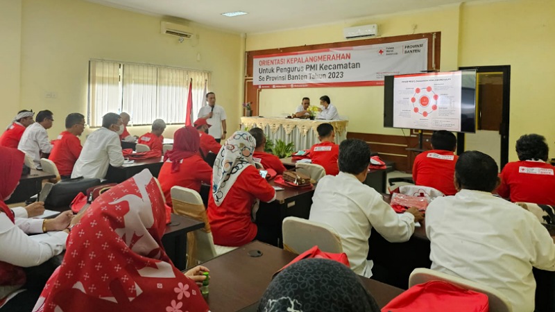 PMI Banten menggelar orientasi Kepalangmerahan penguguris kecamatan di Kabupaten Serang. (Foto: Qomat)