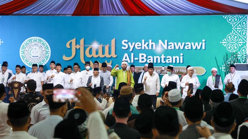 Peringatan Haul ke-130 Syekh Nawawi Al-Bantani, di Pondok Pesantren Annawawi Tanara, Provinsi Banten, Jumat (19/5). (Foto: Repro))