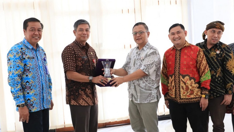 Kunjungan kerja KPID Provinsi Banten ke Pemkab Tangerang. (Foto: Dok Pemkab)