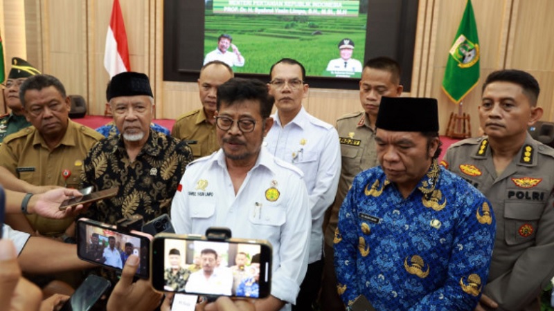 Mentan Syahrul Yasin Limpo melakukan Rakor mengantisipasi ancaman El Nino terhadap ketahanan pangan di Provinsi Banten. (Foto: Pemprov)