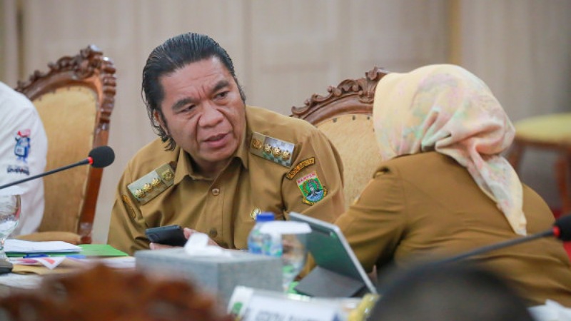 Pj Gubernur Banten Al Muktabar. (Foto: Dok Pemprov)