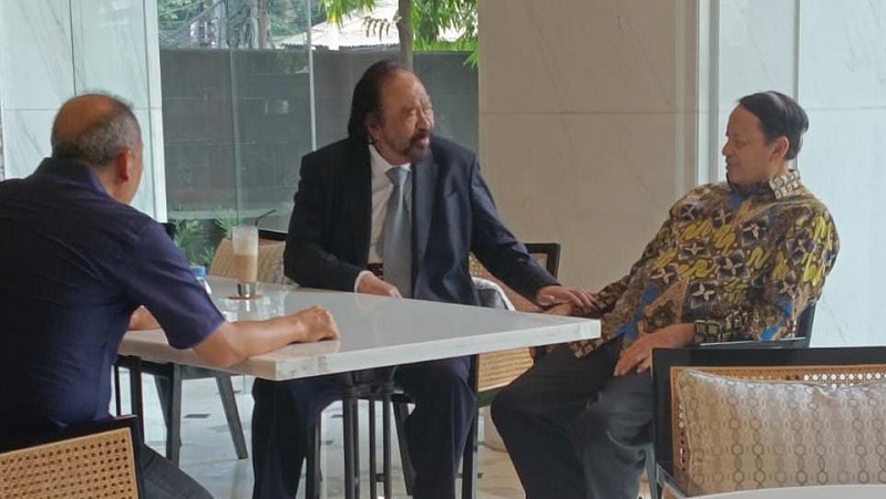 Ketua Umum DPP Nasdem Surya Paloh dan mantan Gubernur Banten Wahidin Halim dalam satu kesempatan. (Foto: Repro)