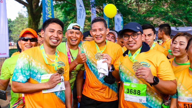 Menparekraf Sandiaga Uno dan Wakil Walikota Tangsel Pilar Saga Ichsan usai mengikuti Tangsel Marathon 2023. (Foto: Dok Pemkot)