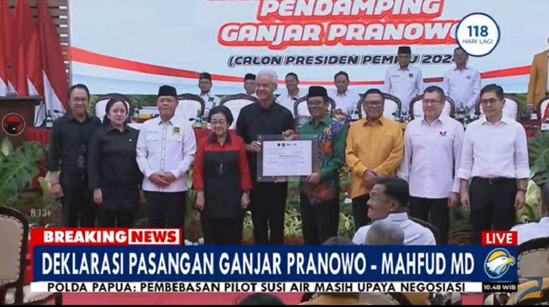 Ganjar Pranowo dan Mahfud MD secara resmi didekrasikan menjadi Capres dan Cawapres usungan PDIP, PPP, Hanura dan Perindo. (Tangkapan layar MetroTV)