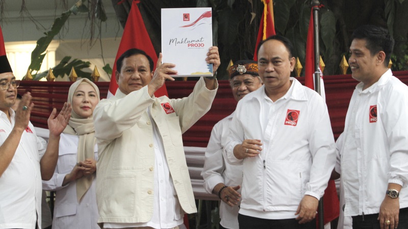 Ketum Gerindra Prabowo Subianto saat menerima dukungan Capres dari Relawan Projo. (Foto: SinPo)