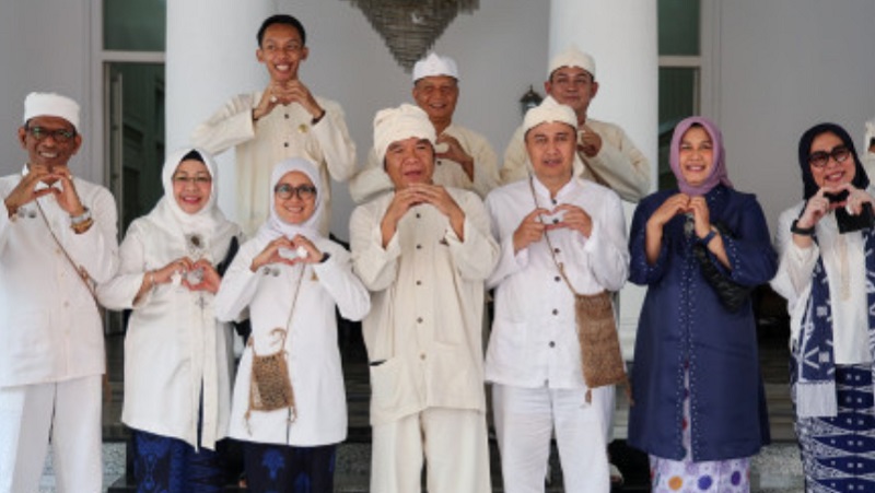 Pj Gubernur Banten Al Muktabar saat menghadiri HUT Kab Lebak ke- 195. (Foto: Dok Pemprov)