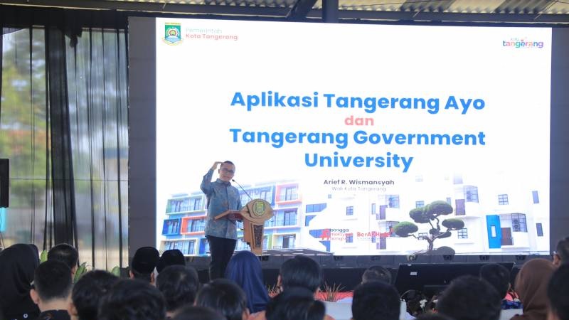 MenPANRB Abdullah Azwar Anas puji inovasi yang dilakukan Walikota Tangerang Arief R Wismansyah. (Foto: Dok Pemkot)