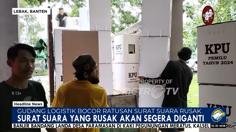 Akibat gudang KPU Lebak bocor menyebabkan ratusan surat suara rusak. (TangkapanLayar)