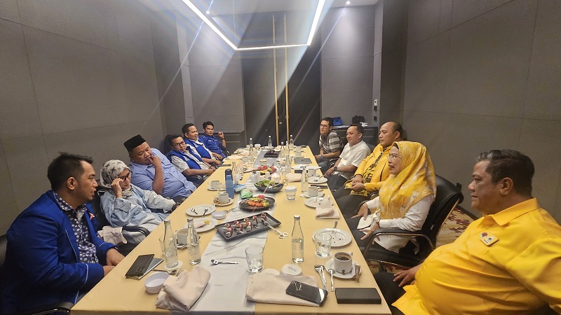 Pertemuan Partai Golkar dan Demokrat Banten mengawali penjajakan koalisi di Pilkada Banten. (AMR/RMB)