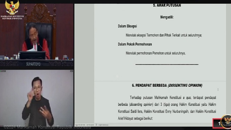 Ketua Mahkamah Konstitusi (MK) Suhartoyo membacakan putusan MK atas permohonan perkara Pilpres yang diajukan Anies Baswedan-Muhaimin Iskandar.-tangkapan layar-